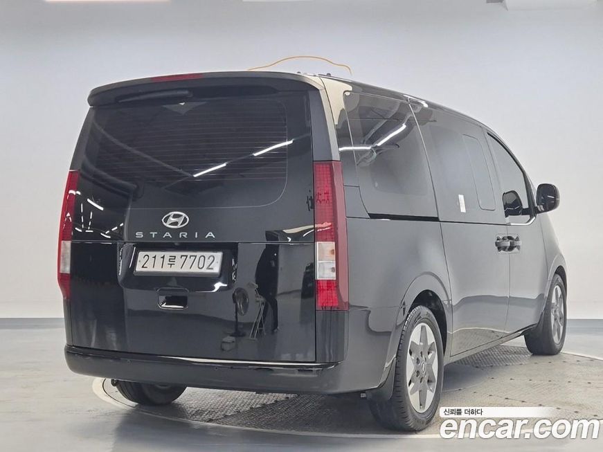 Hyundai Staria 2023