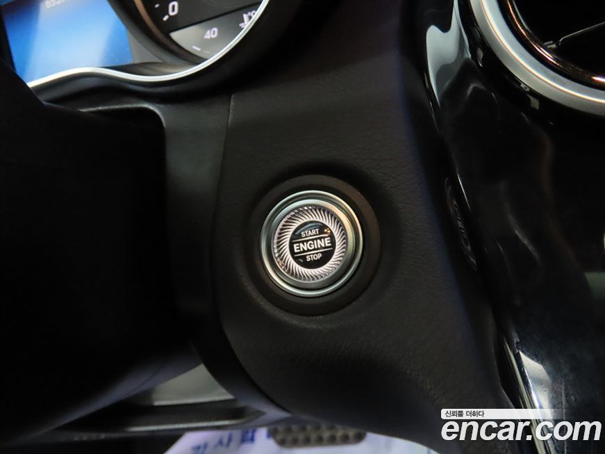 Mercedes-Benz C-Class 2019