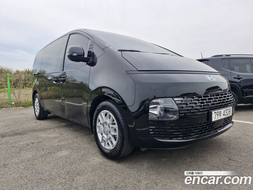 Hyundai Staria 2022