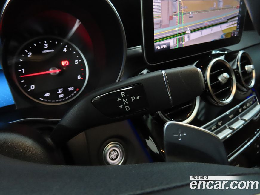 Mercedes-Benz C-Class 2019