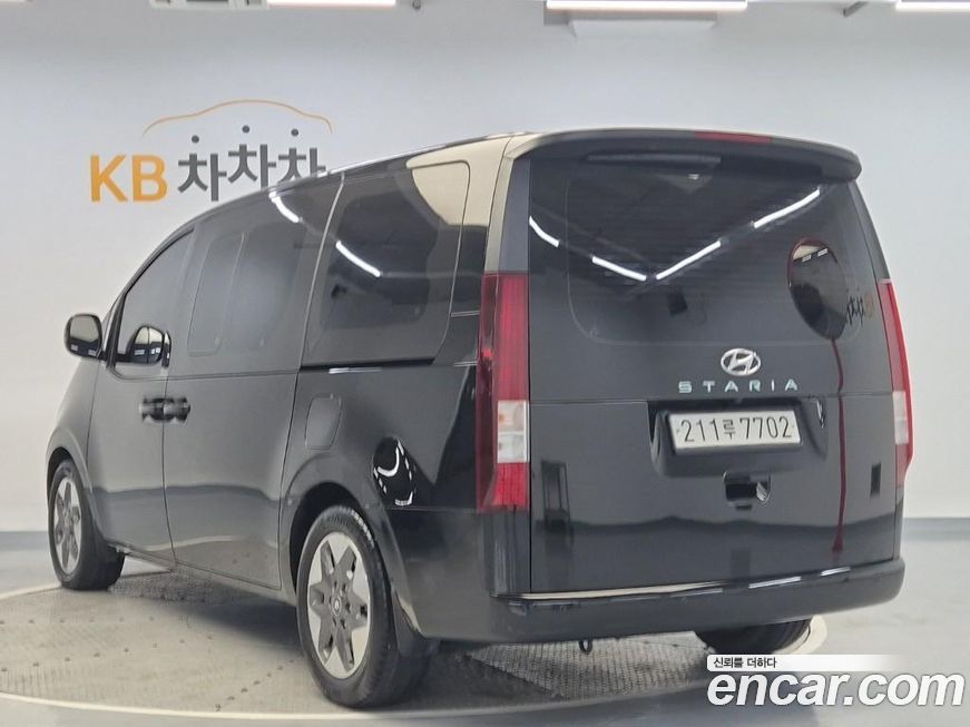 Hyundai Staria 2023