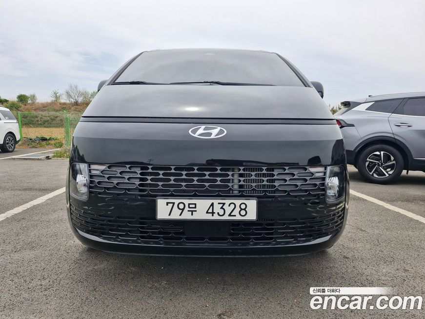 Hyundai Staria 2022