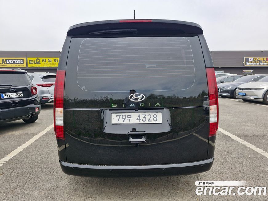 Hyundai Staria 2022