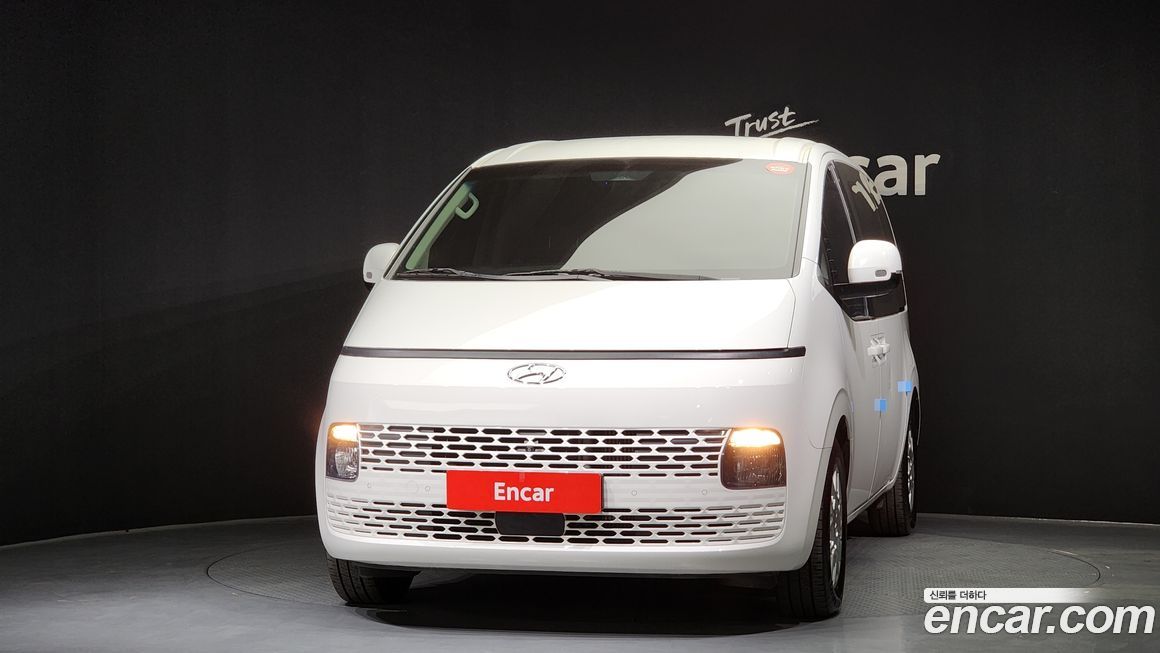 Hyundai Staria 2022
