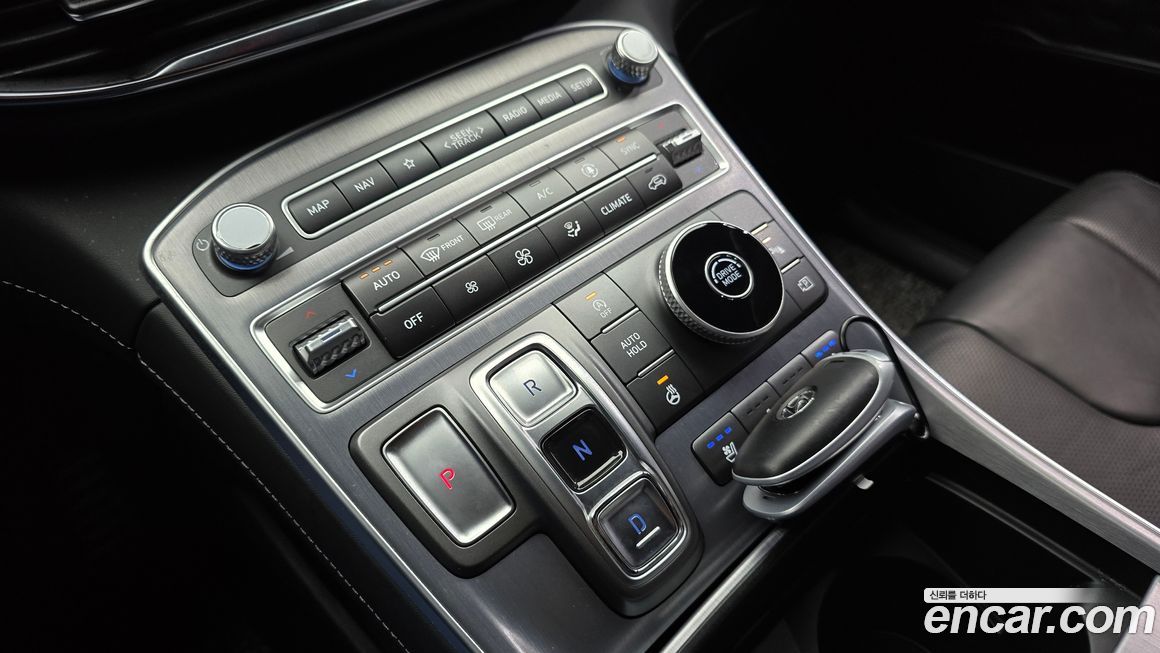 Hyundai Santafe 2022