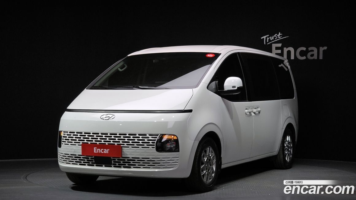 Hyundai Staria 2024
