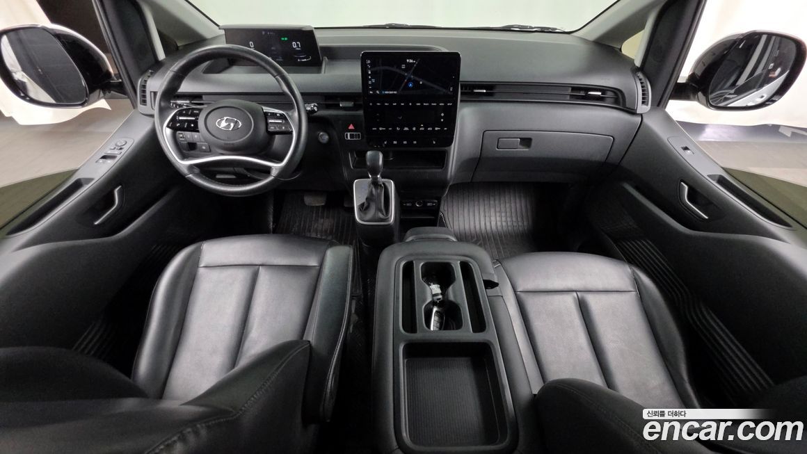Hyundai Staria 2024