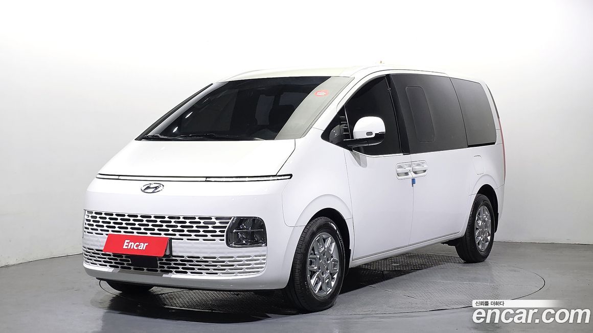 Hyundai Staria 2024