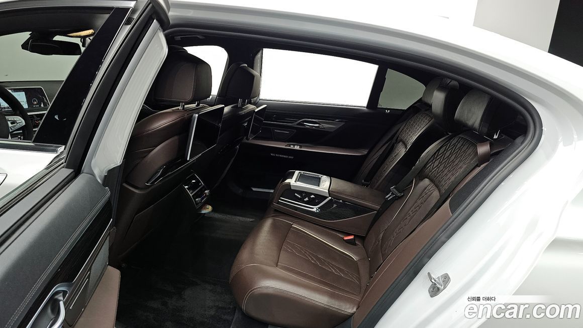 BMW 7-Series 2018