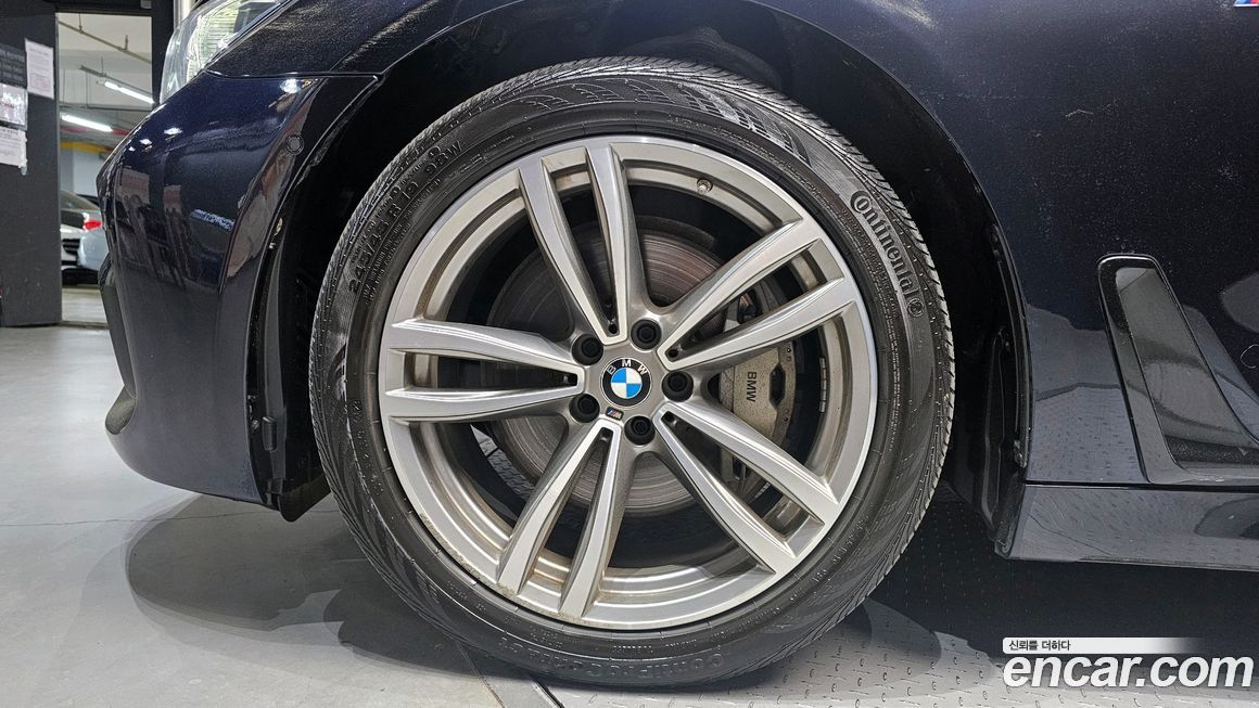 BMW 7-Series 2018