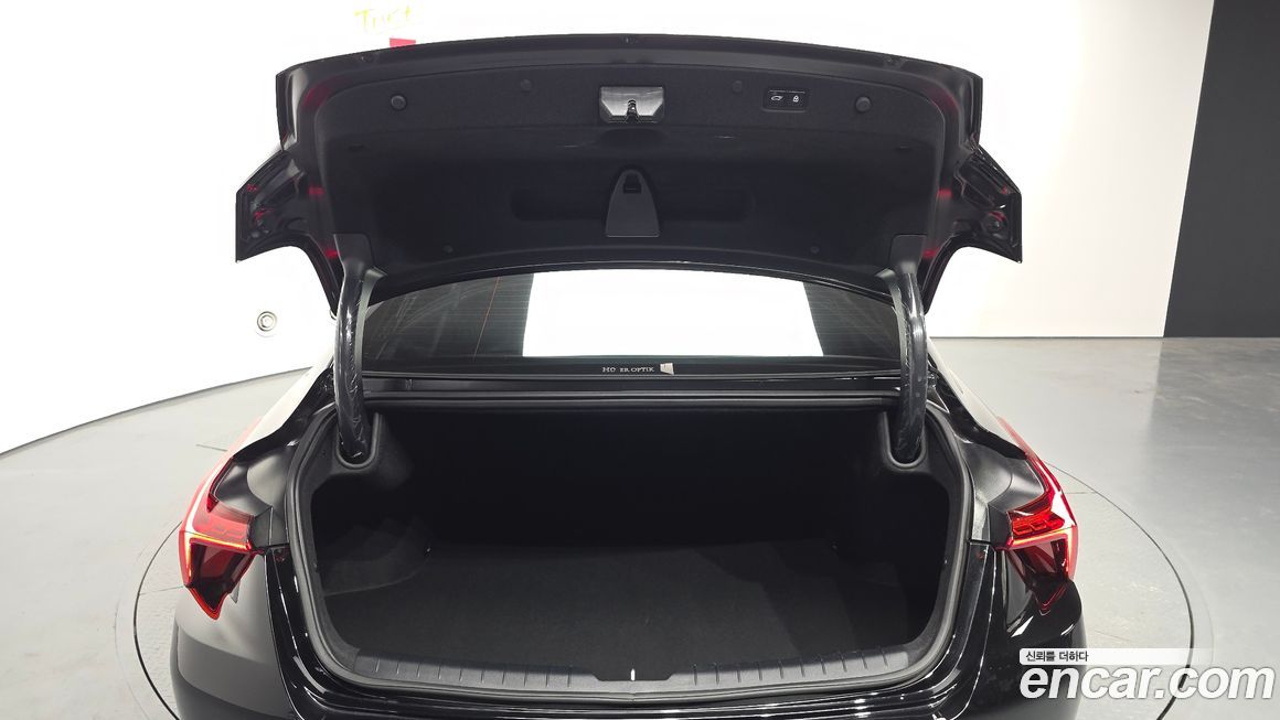 Kia K8 2024