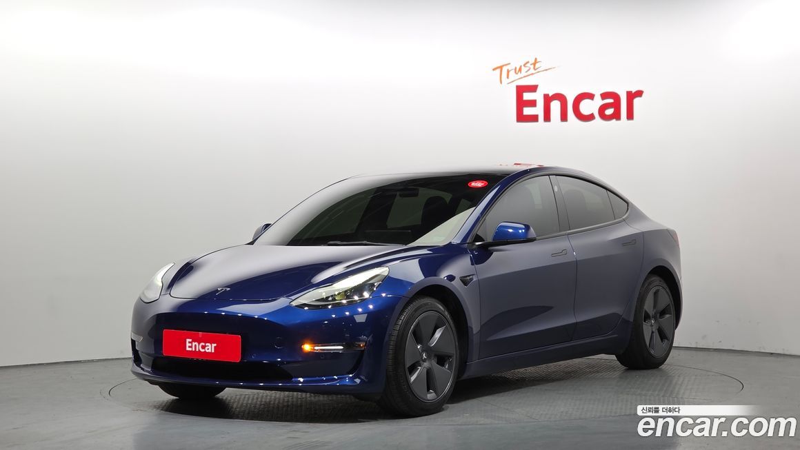 Tesla Model 3 2022