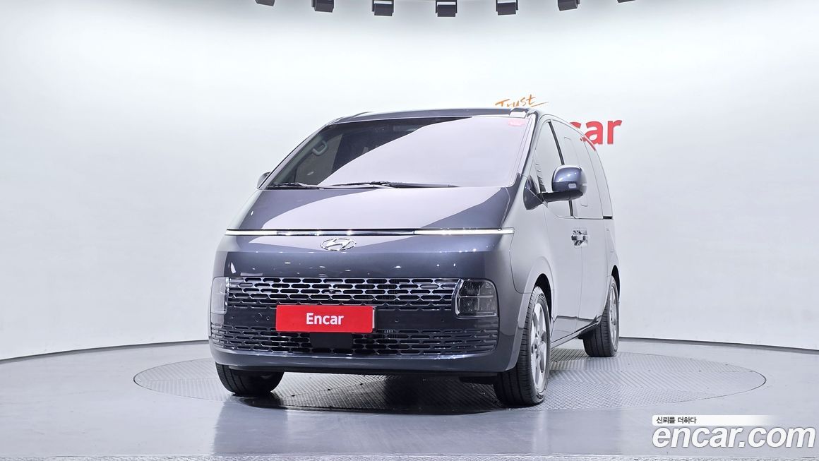 Hyundai Staria 2024