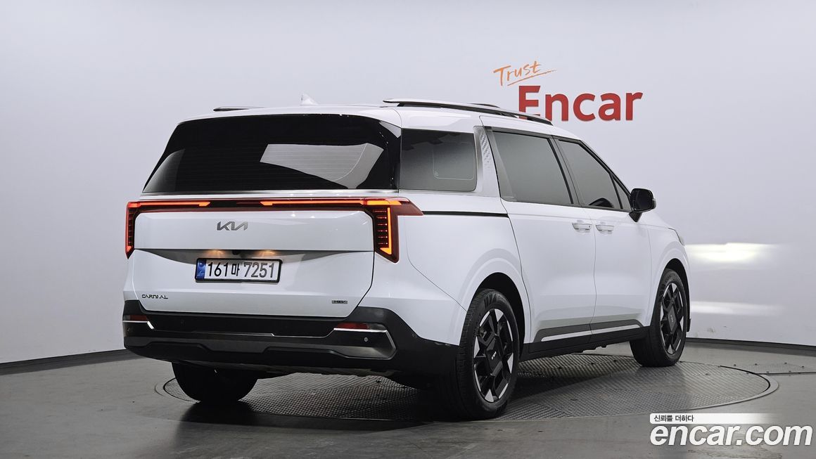 Kia Canival 2025