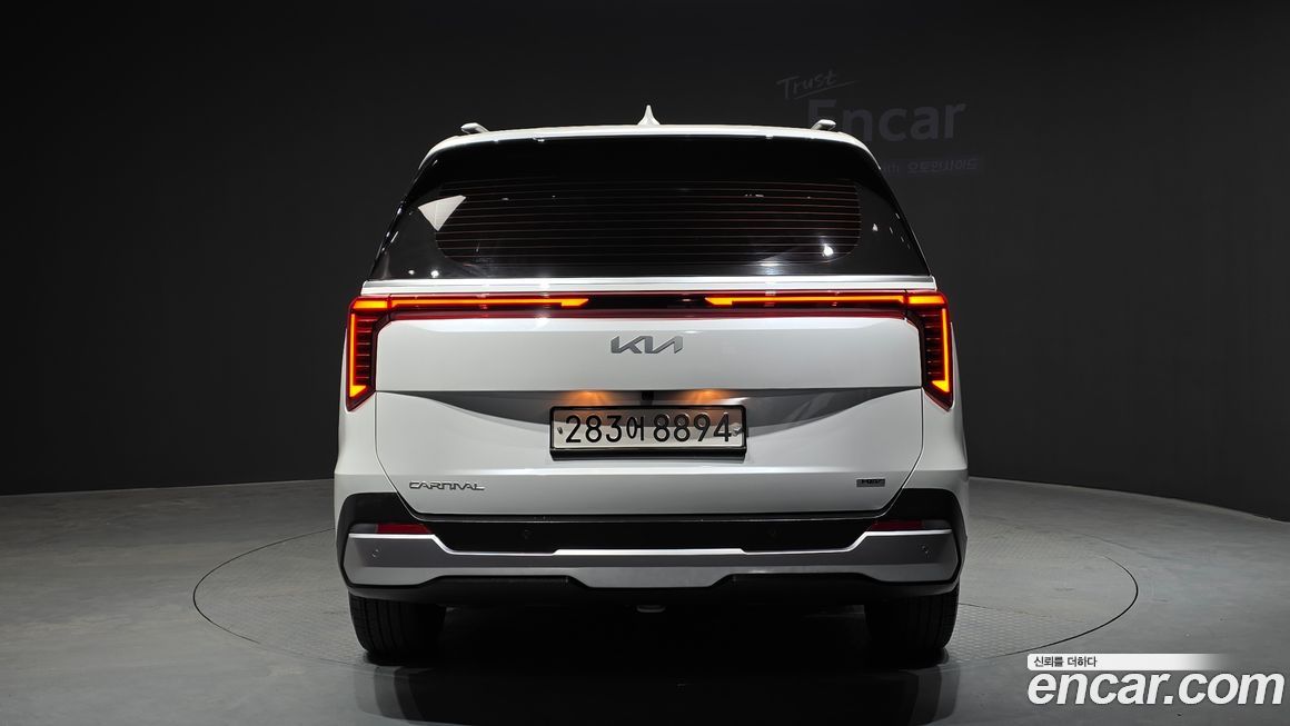 Kia Canival 2025
