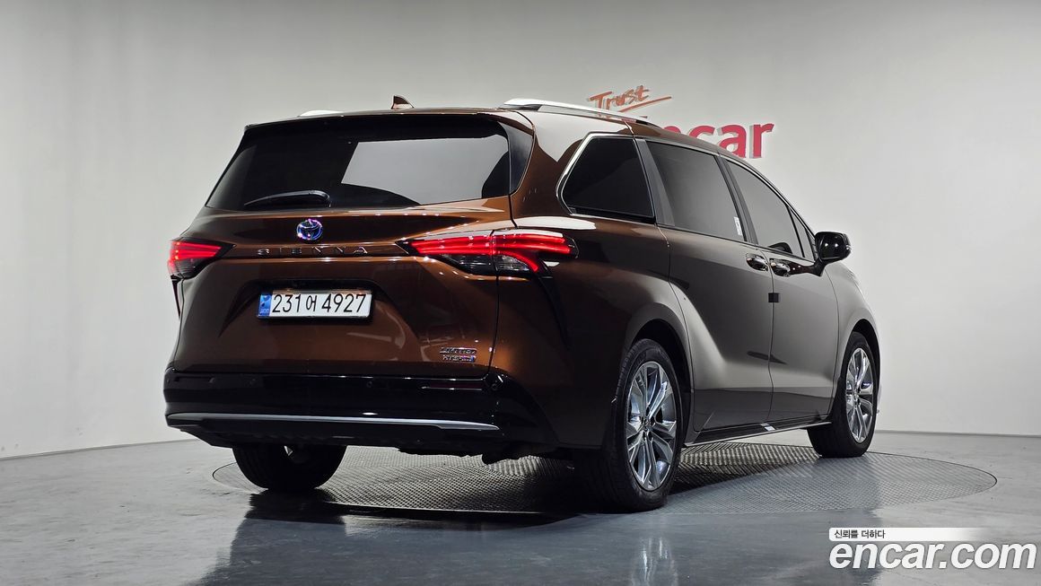 Toyota Sienna 2023