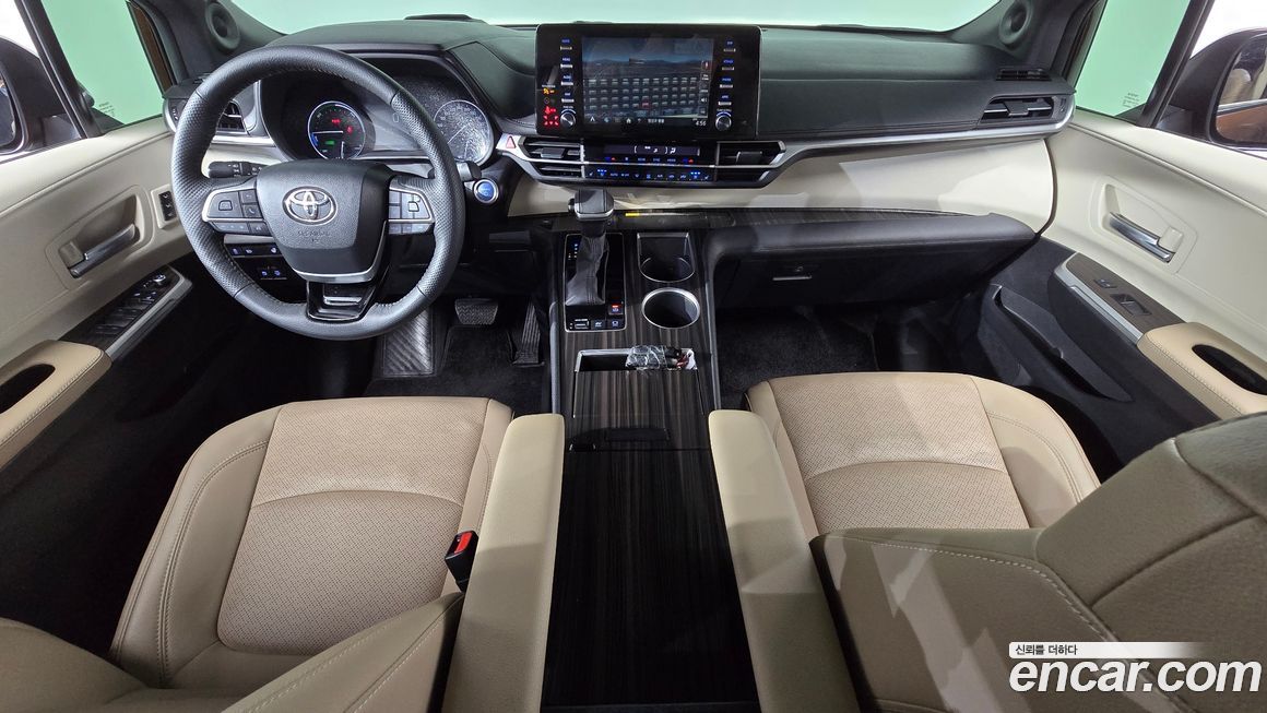 Toyota Sienna 2023