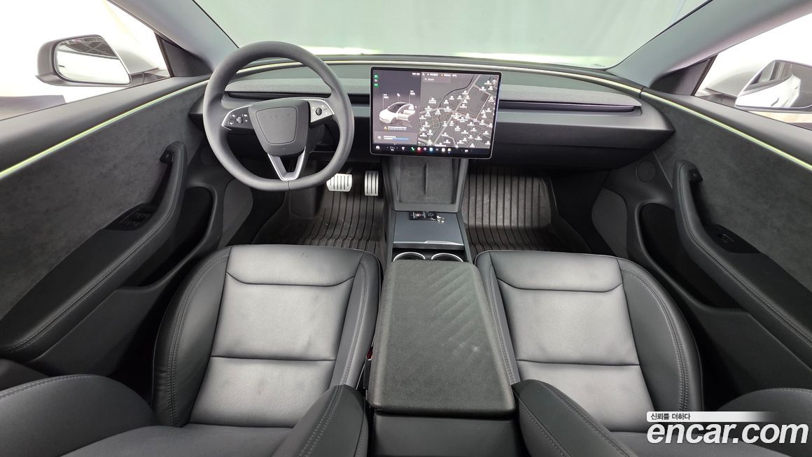 Tesla Model 3 2024