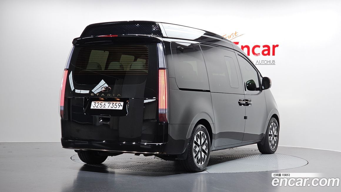 Hyundai Staria 2022