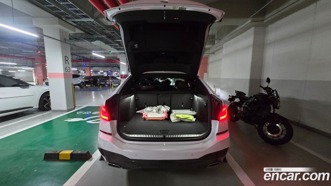 BMW Gran Turismo 2023