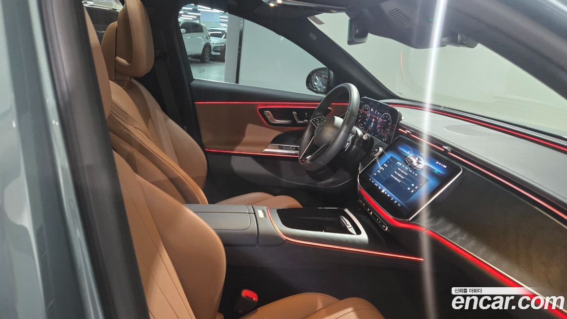 Mercedes-Benz E-Class 2025