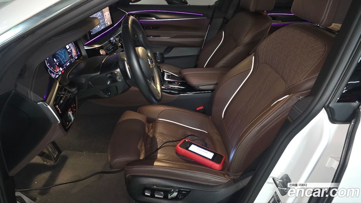 BMW Gran Turismo 2023