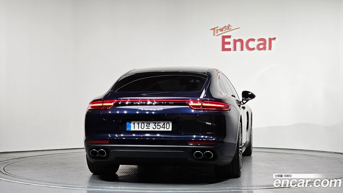 Porsche Panamera 2018