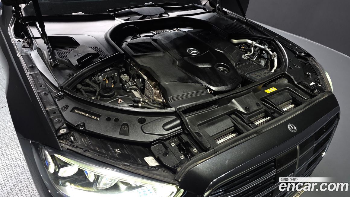 Mercedes-Benz S-Class 2022