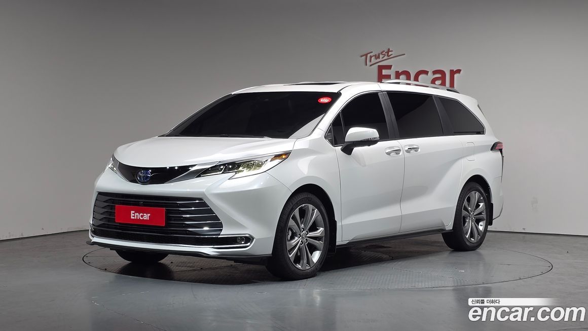 Toyota Sienna 2025