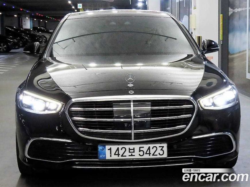 Mercedes-Benz S-Class 2021