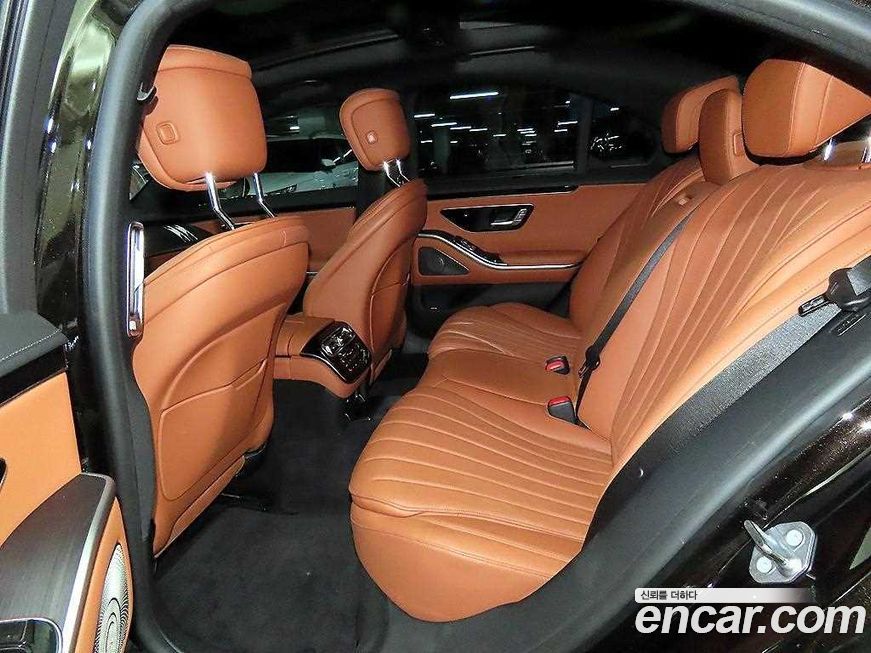 Mercedes-Benz S-Class 2021