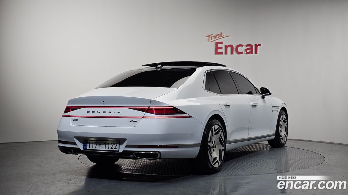 Genesis G90 2023