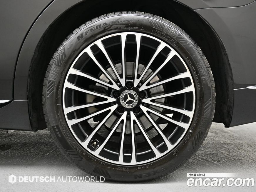 Mercedes-Benz S-Class 2021