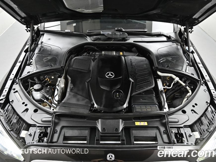 Mercedes-Benz S-Class 2021