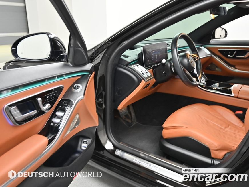 Mercedes-Benz S-Class 2021