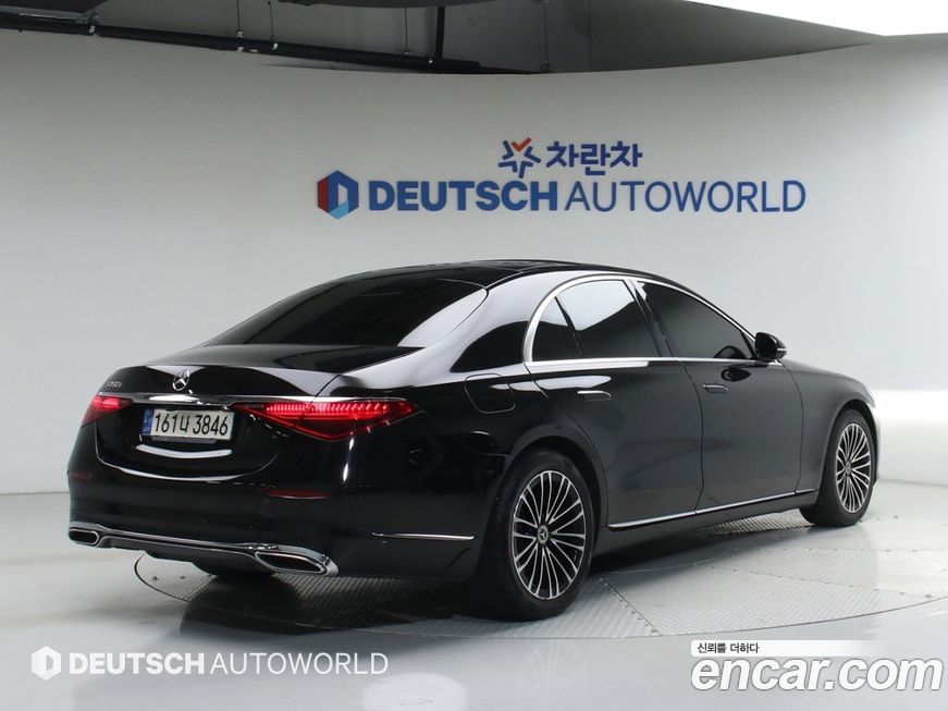 Mercedes-Benz S-Class 2021