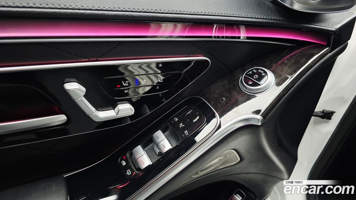 Mercedes-Benz S-Class 2021