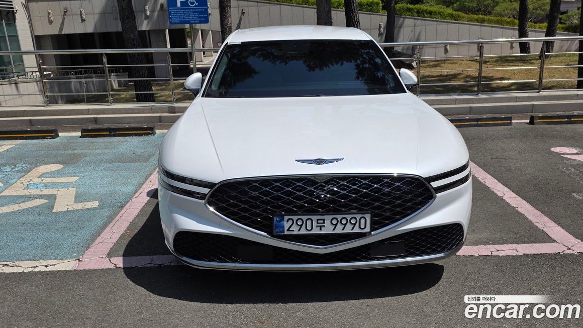 Genesis G90 2023