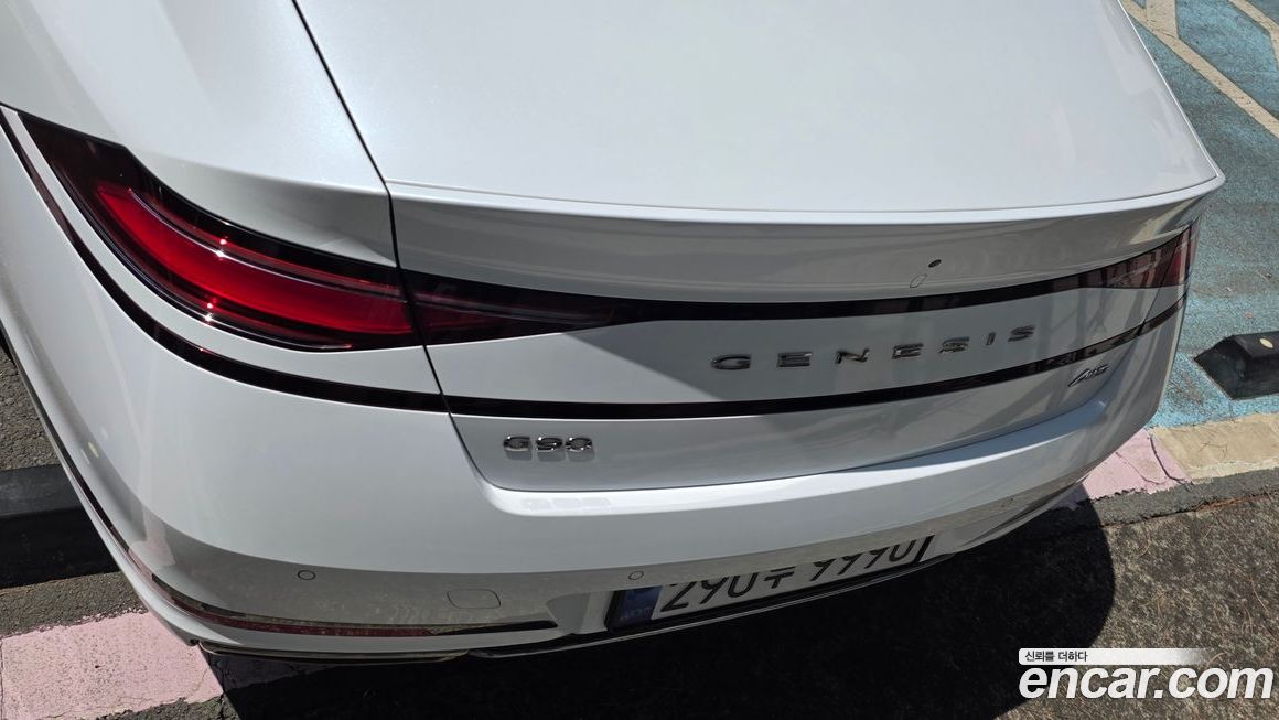 Genesis G90 2023