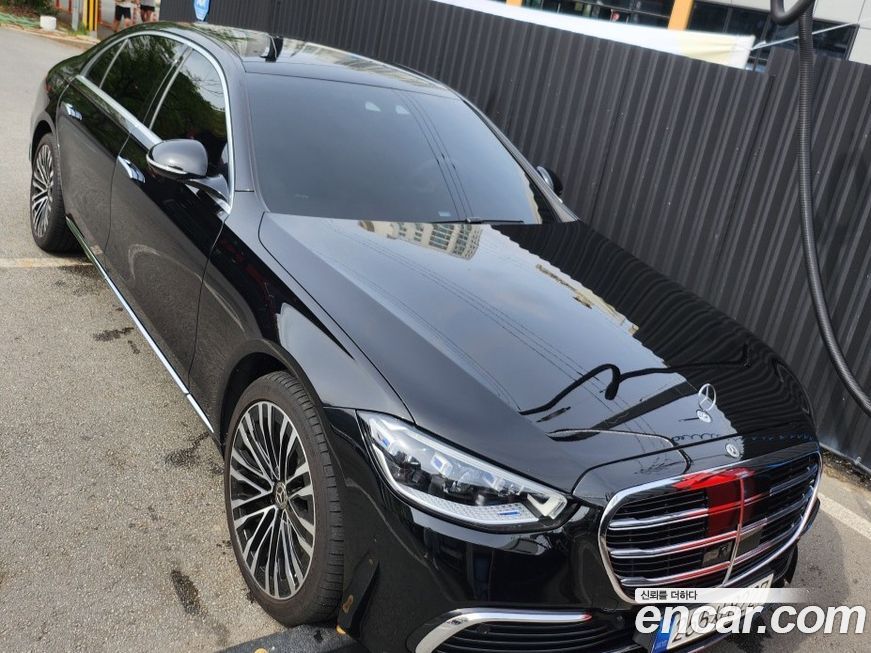 Mercedes-Benz S-Class 2022