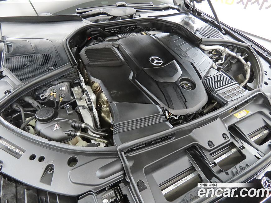 Mercedes-Benz S-Class 2022