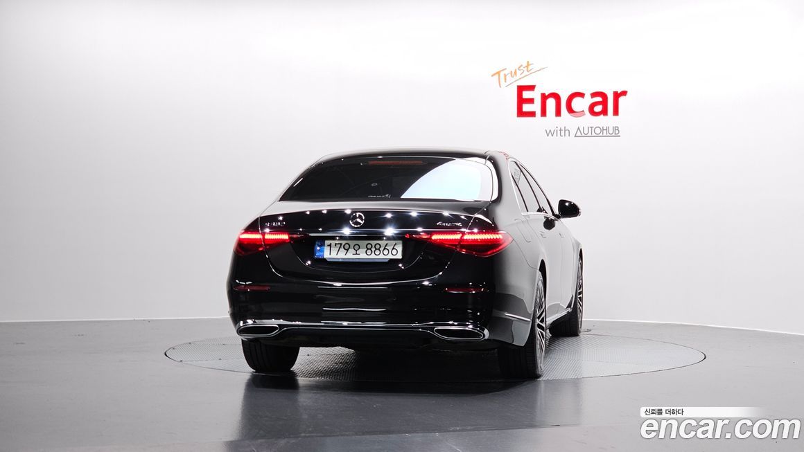 Mercedes-Benz S-Class 2021