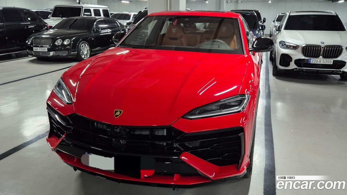 Lamborghini Urus 2025