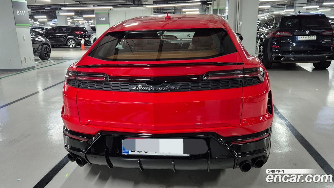 Lamborghini Urus 2025