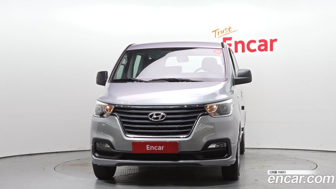 Hyundai Starex 2021