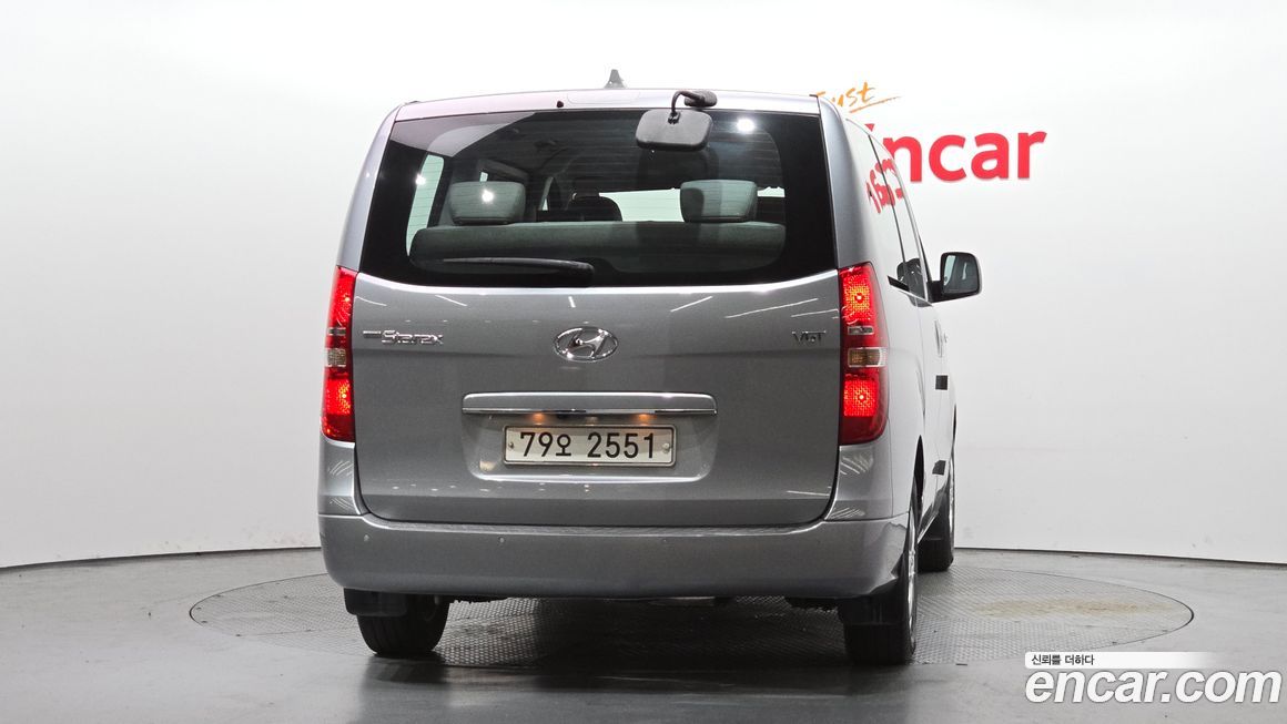 Hyundai Starex 2021