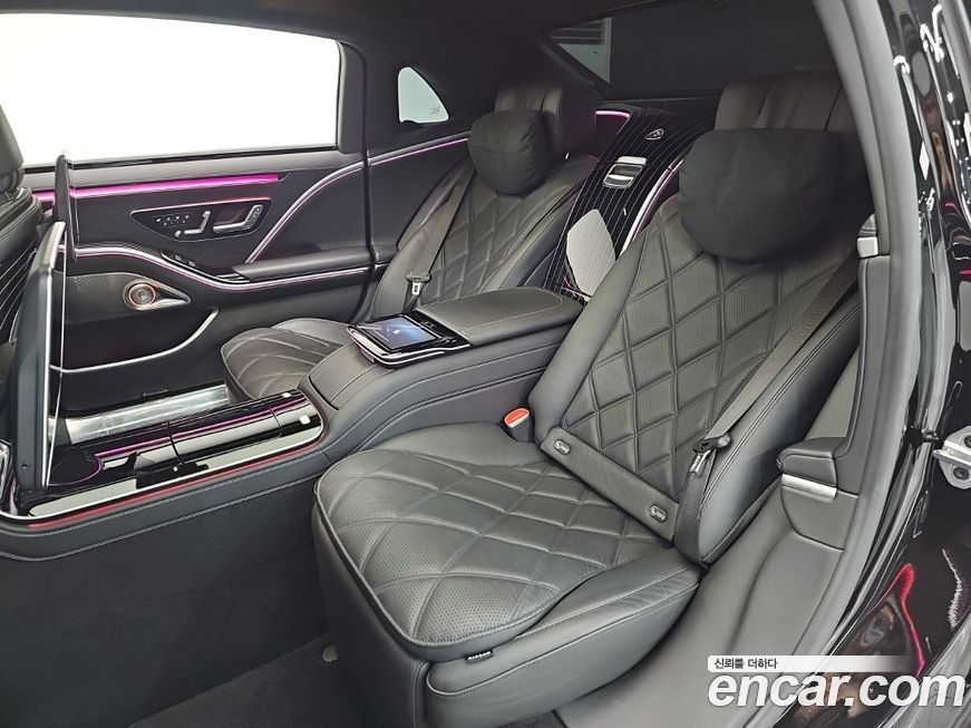 Mercedes-Benz S-Class 2023