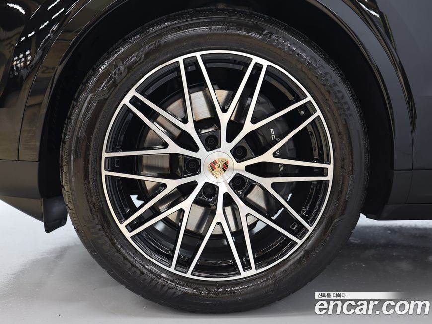 Porsche Cayenne 2025