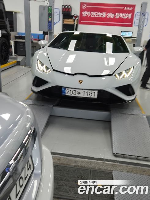 Lamborghini Huracan 2022