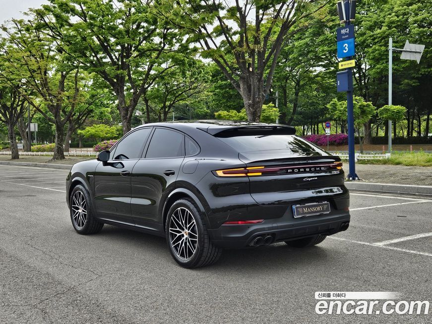 Porsche Cayenne 2025